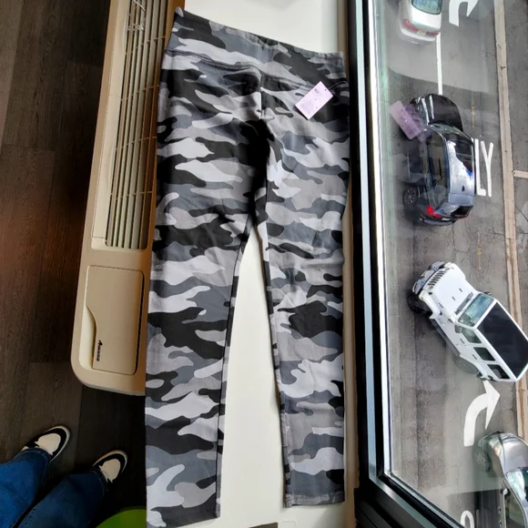 Gray Color Camo Print Tights/Leggings - Picture 1 of 4